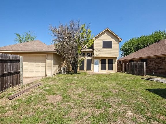 5th image of 2246 Waverly Dr