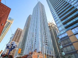 1 Yorkville Ave #2802, Toronto, ON M4W