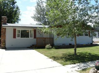 807 W 10th St, Gillette, WY 82716