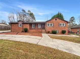 2560 Wallingford Rd, Winston Salem, NC 27101