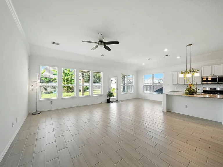 15011 Old Horseshoe Lake Dr — Photo 5