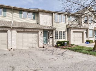 410 Ambleside Dr #44, London, ON N6G 4Y3