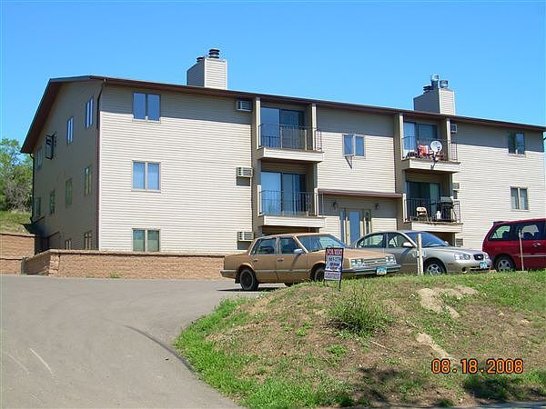 1218 3rd St. NE