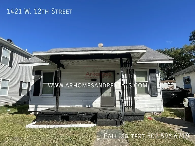 1421 W 12th St — Photo 11