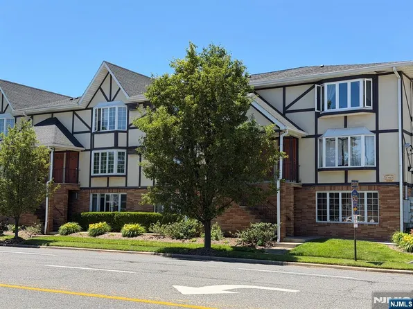 33 Henry Pl APT B4, Hackensack, NJ 07601