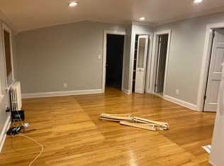 32 Haven Ave, Valley Stream, NY 11580