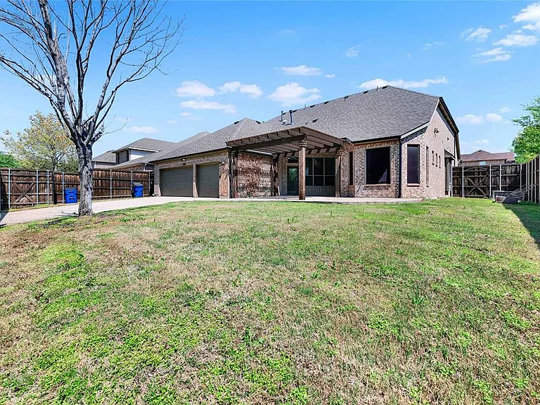 12035 Bryant Dr — Photo 33