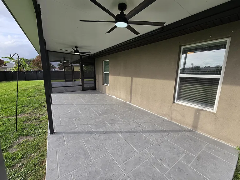 2198 SW Algiers St — Photo 77