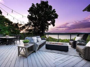 390 Cobblestone Ln, Eureka Springs, AR 72631