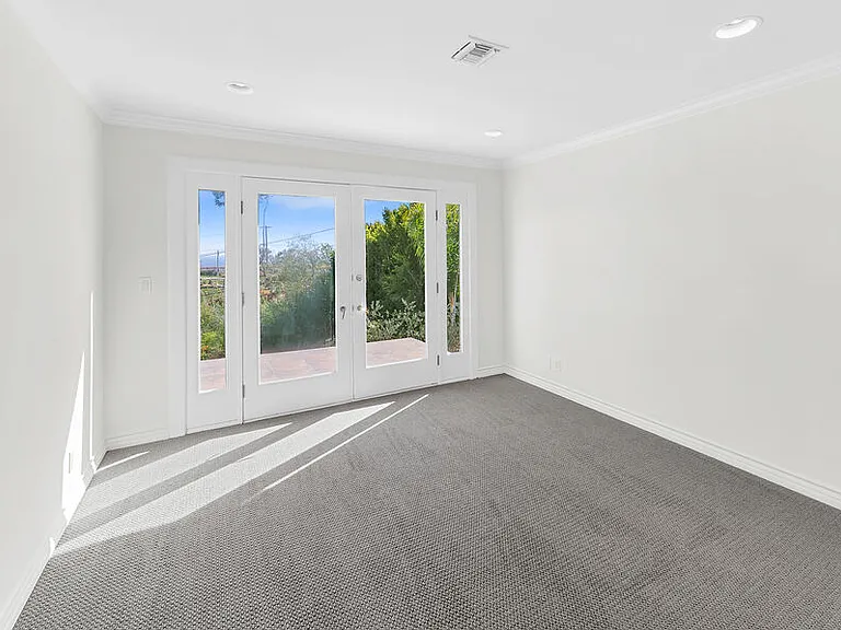 5958 Busch Dr — Photo 28