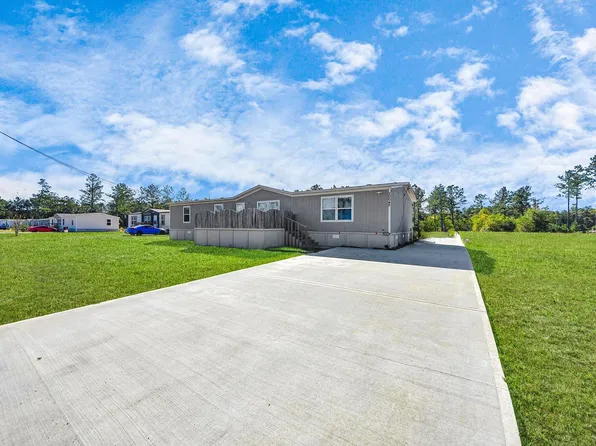 20042 Kincaid Dr, Conroe, TX 77306