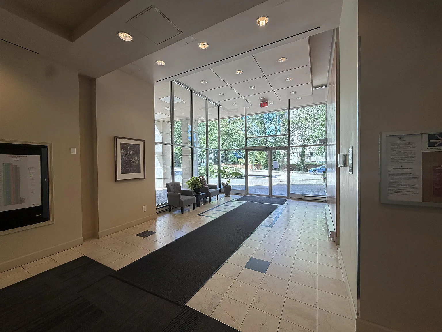2 bed, 785 sqft, $3,000 — Photo 3