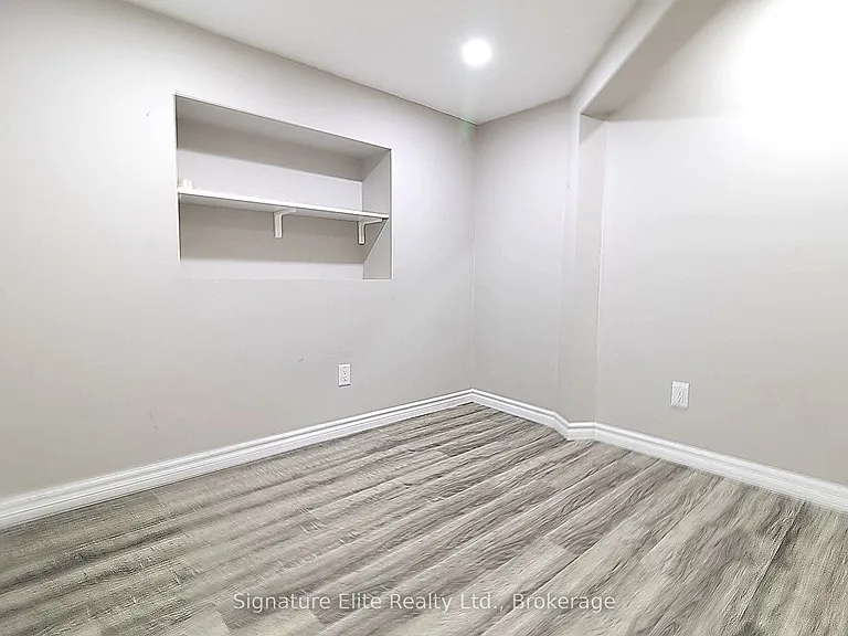 2561 Stallion Dr #BASEMENT — Photo 8