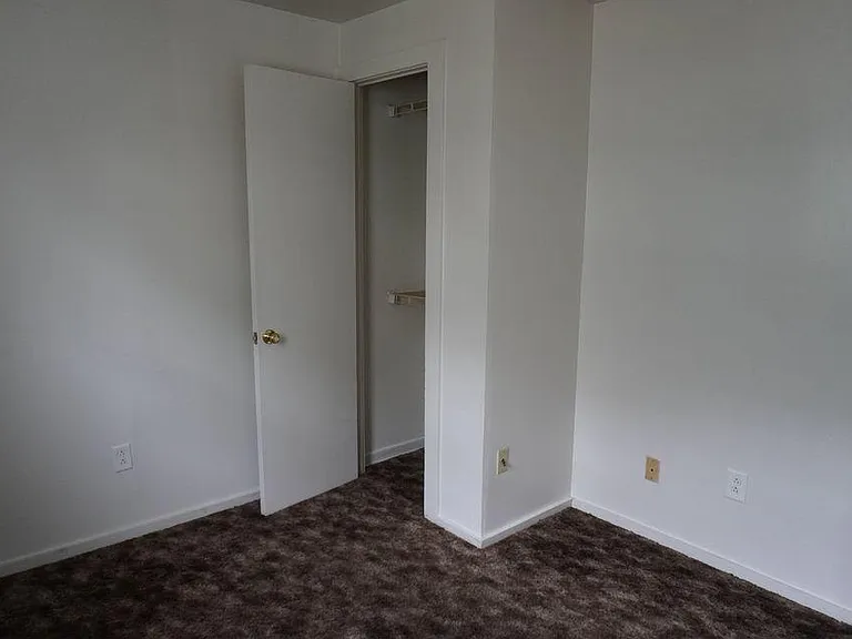 1265-67 W Genesee St W #207 — Photo 7