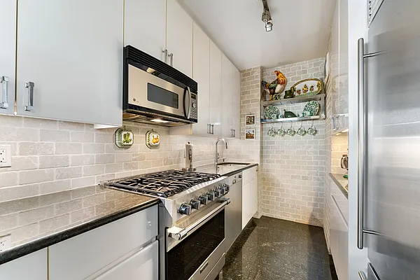 Sold by Douglas Elliman | media 6