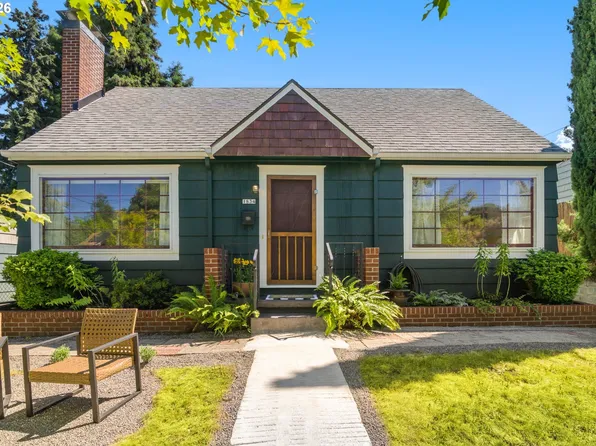 1834 SE Ellis St, Portland, OR 97202