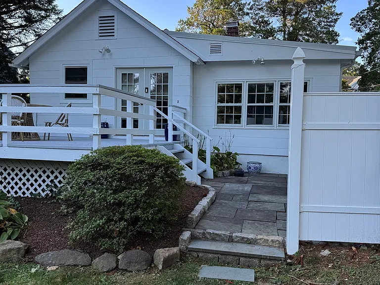 28 Treadwell Ave — Photo 17