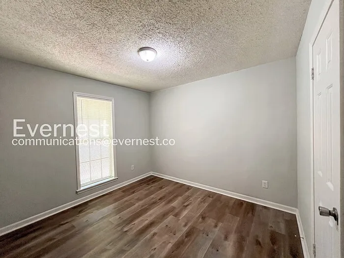 6420 Forestgate Rd — Photo 11