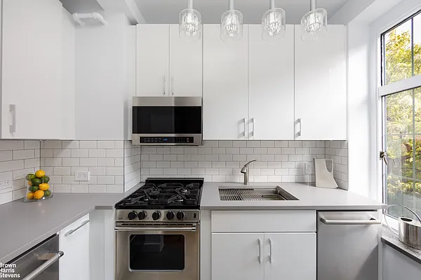 Sold by Brown Harris Stevens | media 7