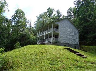 10 Lynn Crest Dr, Brevard, NC 28712