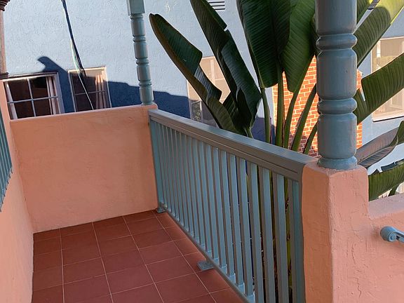 Front private balcony