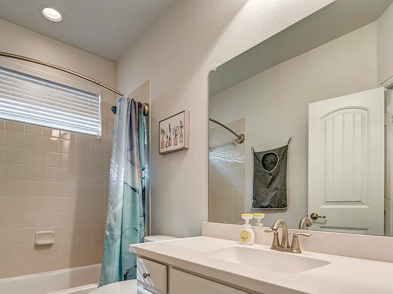 3021 Little Ml — Photo 35