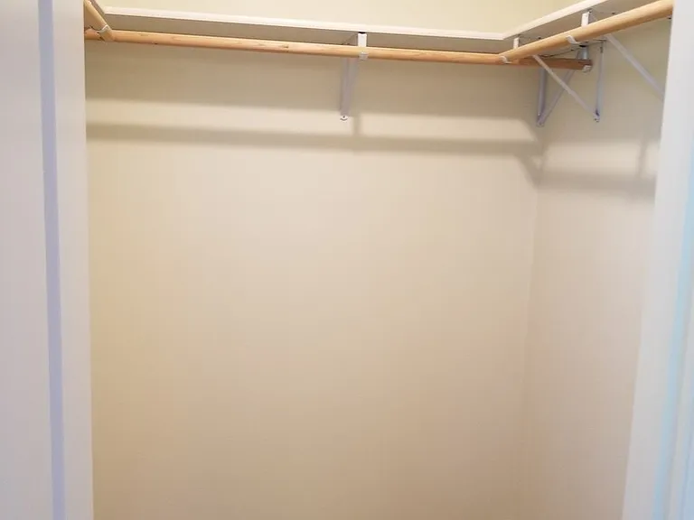 2613-2639 Apache Ct — Photo 11