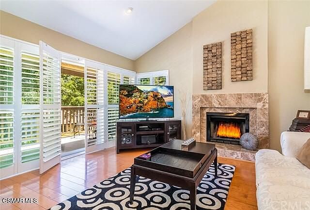 1st image of 74 N Rosehedge Ln