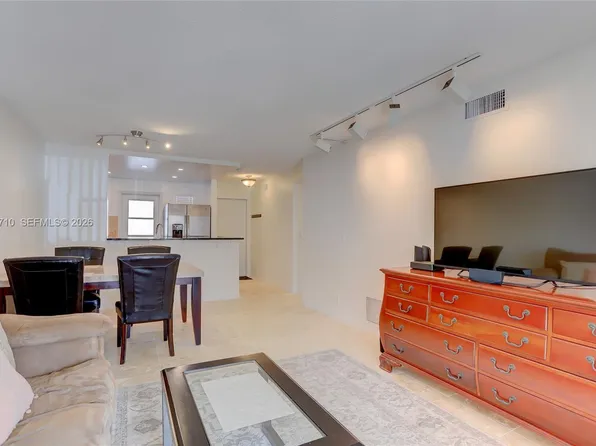 2212 NE 1st Way APT 101, Boynton Beach, FL 33435