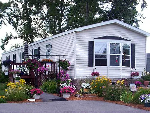2001 Monks Ave — Photo 8