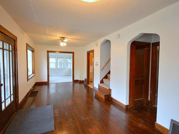 5th image of 508 E Lafayette St