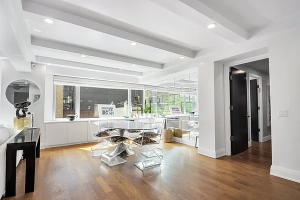 Rented by Bold New York | media 23
