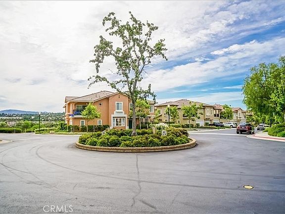 3rd image of 24212 Larkspur Ct