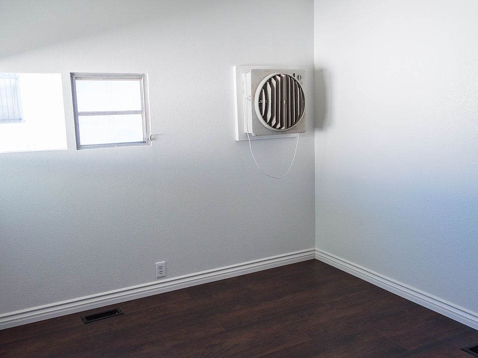 1st image of 1895 W Devonshire Ave Space 119
