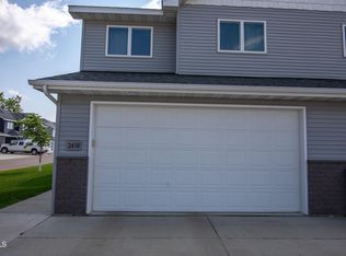 2450 Water Park Loop SE, Mandan, ND 58554
