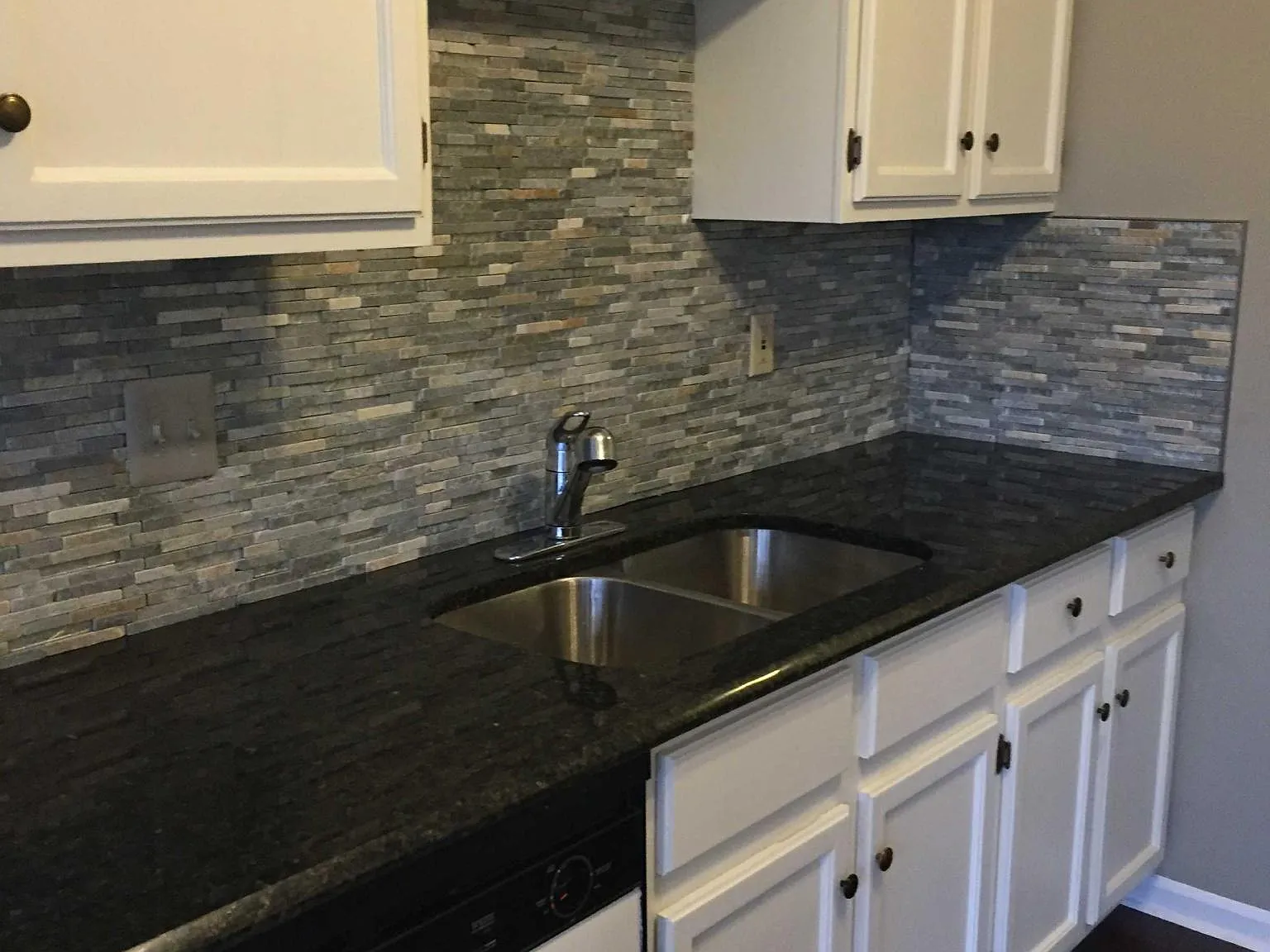 3 bed, 1355 sqft, $1,650 — Photo 2