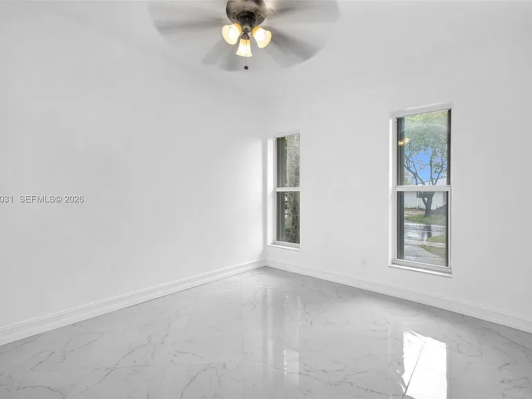 3441 N Hills Dr — Photo 42