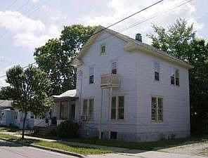 2nd image of 608 Gould St #610
