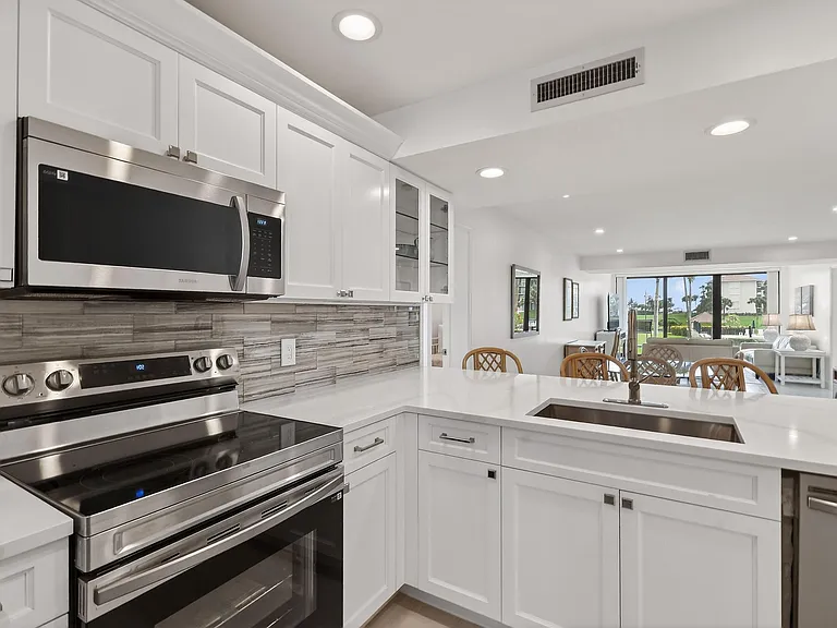 301 S Seas Dr #104 — Photo 10