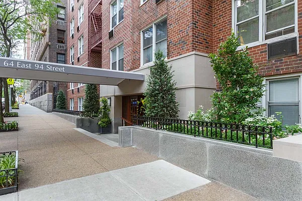 Sold by Corcoran | media 8