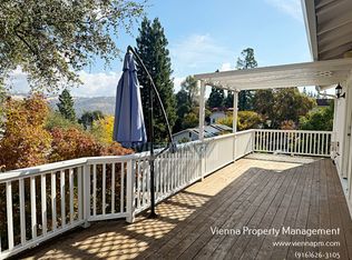 3881 N Lakeshore Blvd, Loomis, CA 95650