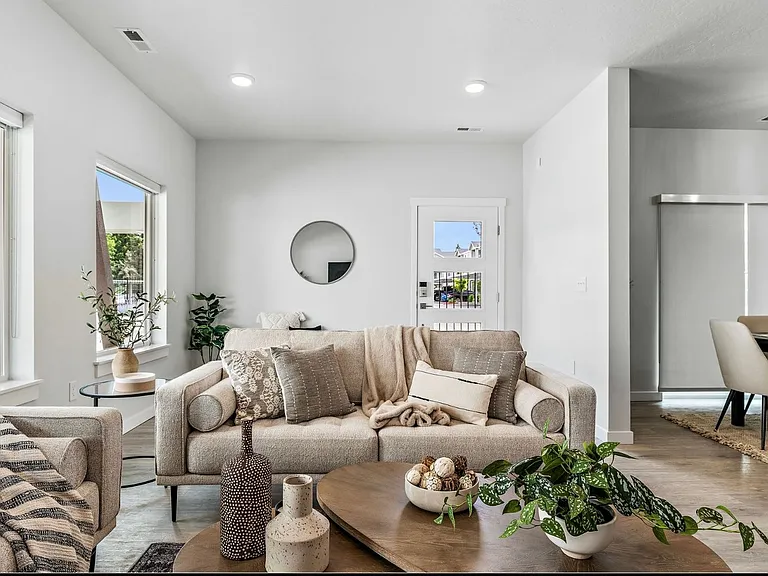 8953 W Irving St — Photo 12