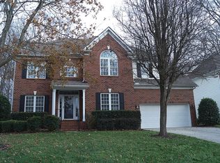 8805 Whittingham Dr, Waxhaw, NC 28173