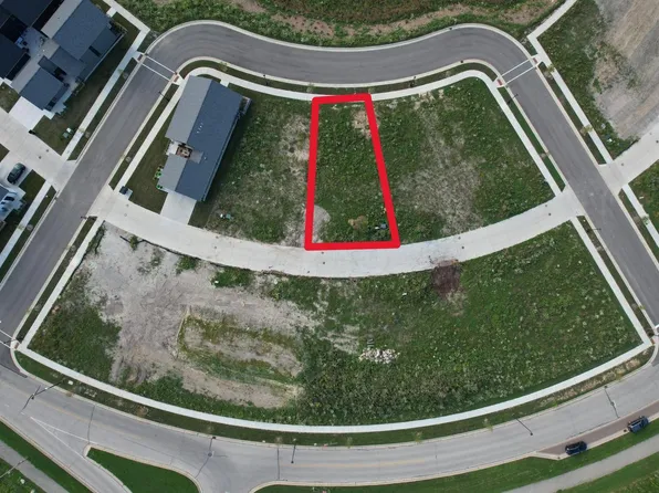 9451 South CYPRESS PLACE, Oak Creek, WI 53154