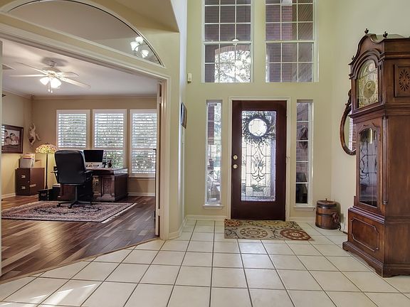 4th image of 503 Belmark Ct