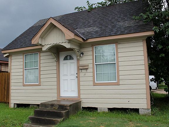 House #3 w/Central AC