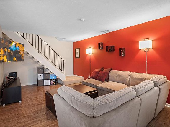 3rd image of 1662 Williamsburg Ct APT C