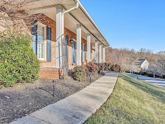 5th image of 6304 Roselawn Court Dr