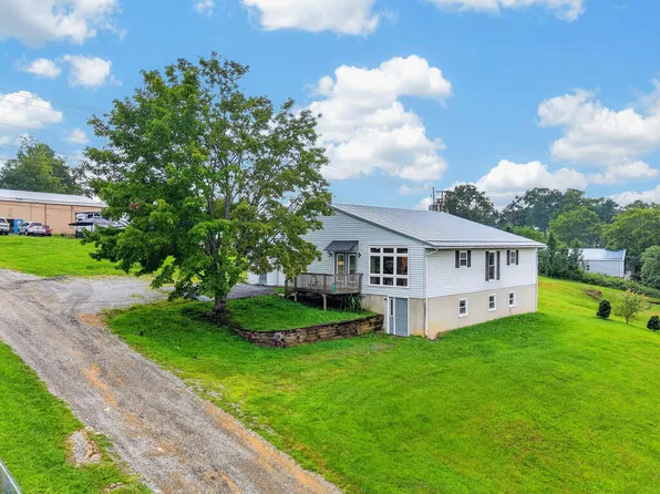 6819 W Lee Hwy, Rural Retreat, VA 24368