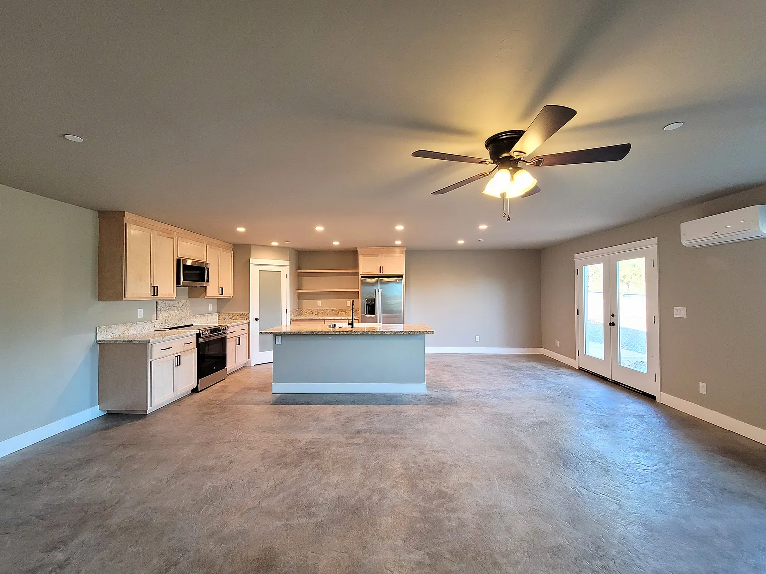 3 bed, 1486 sqft, $2,175 — Photo 4